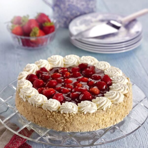 Mademoiselle Desserts Strawberry Gateau 9" (Each)